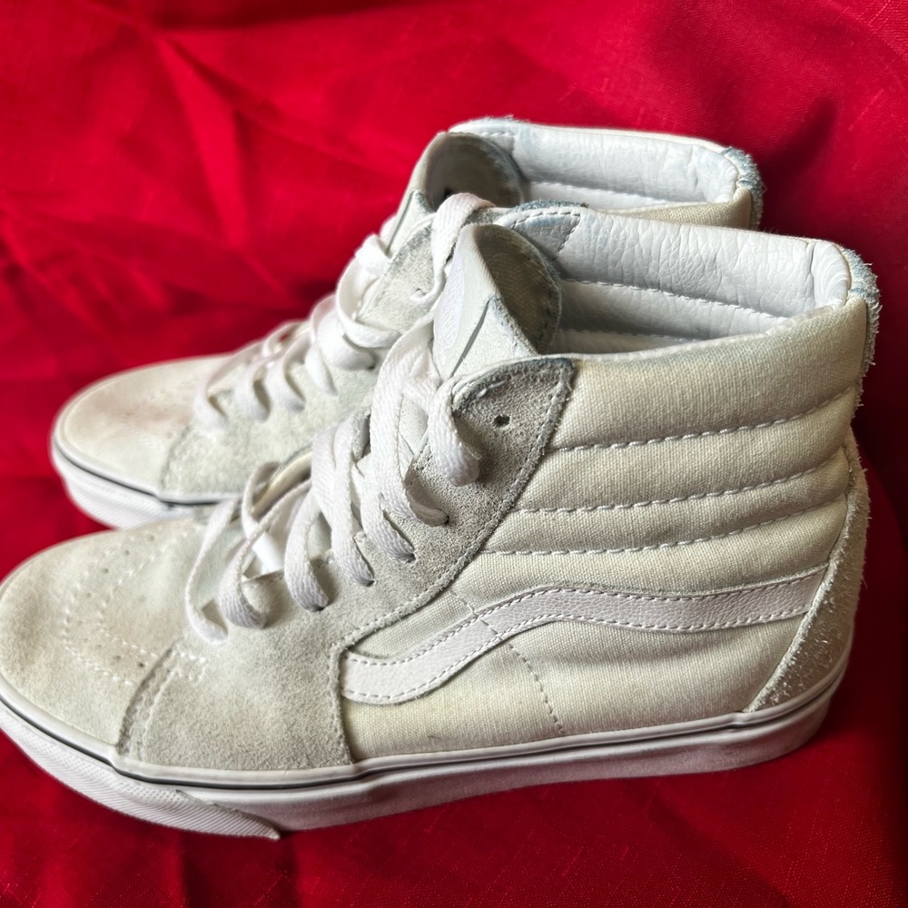Vans High Top Sneakers Size Men’s 5.5 Women’s 7
